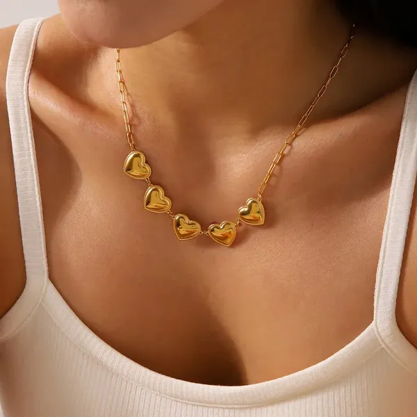 Gold_Heart_Cluster_Necklace_For_Women